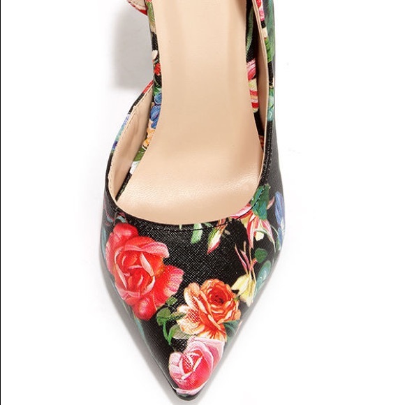 MY DELICIOUS | Mitten Black Floral Print D’Orsay Pumps - Picture 9 of 13